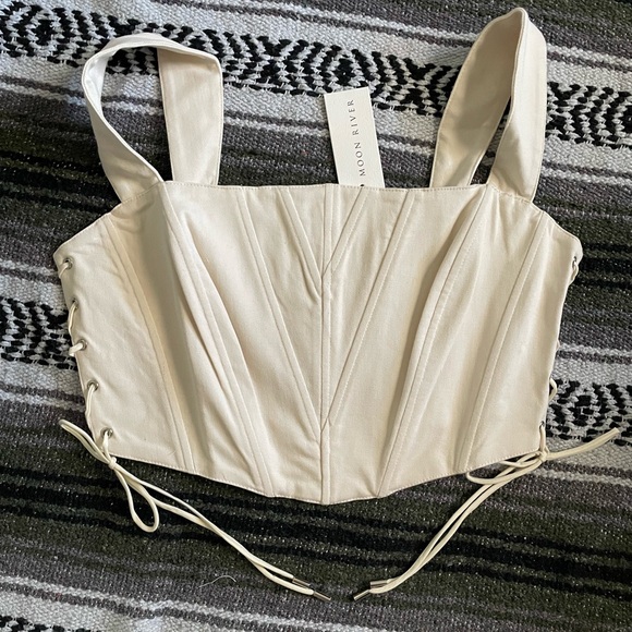 MOON RIVER
Lace-Up Corset Crop Top in Color Cream - Picture 3 of 7
